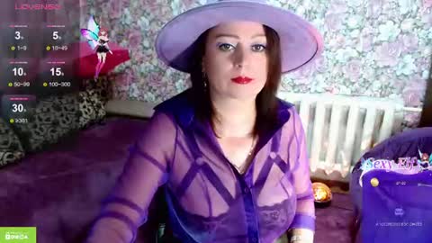 Snapshot of brunette7786 chatting on 06/26/26, 10:03 Julia online show from 06/26/26, 10:03