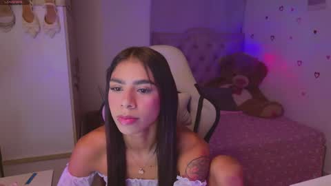 SARAH  online show from 04/14/26, 02:17