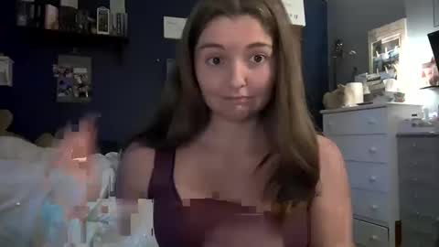 brunettebaby040 online show from 10/13/25, 09:59