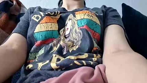 Snapshot of brunettedoll100 chatting on 10/22/25, 05:34 brunettedoll100 online show from 10/22/25, 05:34