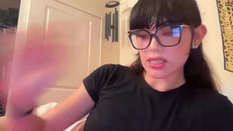 brunettefantasy4848 online show from 04/02/26, 12:30