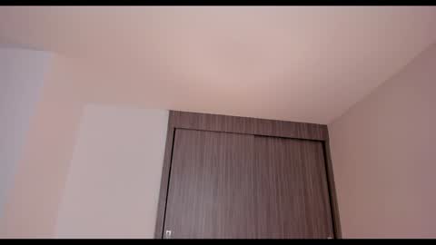 Snapshot of brunnahart chatting on 12/24/24, 12:00     online show from 12/24/24, 12:00