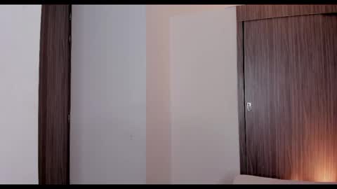 Snapshot of brunnahart chatting on 10/06/25, 06:11     online show from 10/06/25, 06:11