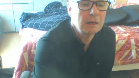 Snapshot of bruno5629 chatting on 04/24/26, 09:01 bruno5629 online show from 04/24/26, 09:01