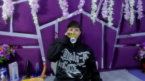 Snapshot of bruno_cruz chatting on 02/04/26, 03:23 Bruno Cruz online show from 02/04/26, 03:23