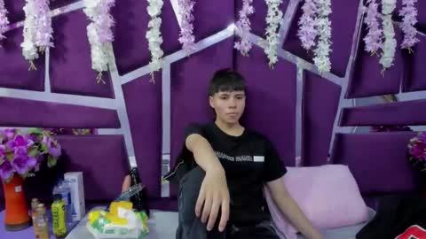 Snapshot of bruno_cruz chatting on 02/21/26, 02:56 Bruno Cruz online show from 02/21/26, 02:56