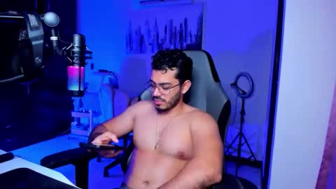 Bruno online show from 04/17/26, 03:31