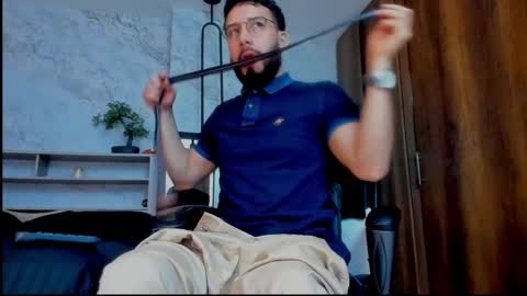 Snapshot of bruno_woods chatting on 03/04/25, 12:39 Andres Suarez online show from 03/04/25, 12:39