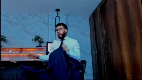 Snapshot of bruno_woods chatting on 03/04/25, 04:52 Andres Suarez online show from 03/04/25, 04:52