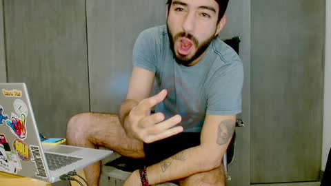 Snapshot of brunobaibe chatting on 01/02/25, 04:24 brunobaibe online show from 01/02/25, 04:24