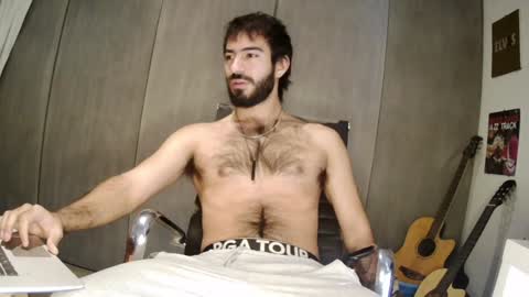 Snapshot of brunobaibe chatting on 01/10/25, 05:13 brunobaibe online show from 01/10/25, 05:13