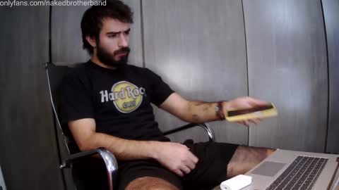 Snapshot of brunobaibe chatting on 01/23/25, 05:42 brunobaibe online show from 01/23/25, 05:42