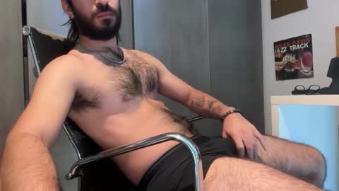 Snapshot of brunobaibe chatting on 11/10/25, 02:27 brunobaibe online show from 11/10/25, 02:27