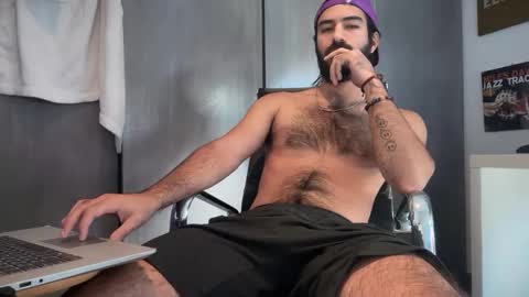 Snapshot of brunobaibe chatting on 11/12/25, 03:45 brunobaibe online show from 11/12/25, 03:45