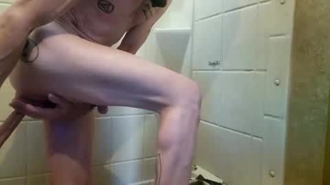 Steve... aka SkinnieDippin aka TimberTramp online show from 01/28/25, 09:40