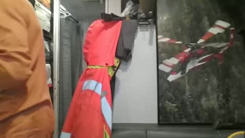 Steve... aka SkinnieDippin aka TimberTramp online show from 01/06/26, 11:40