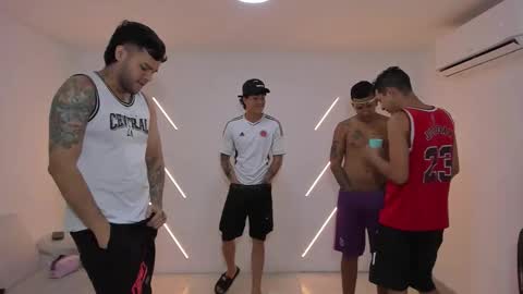 brutal_sex_nympho12 online show from 10/18/25, 12:28