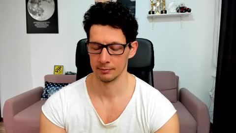 Snapshot of brutusk1 chatting on 03/03/26, 06:19 Brutus K online show from 03/03/26, 06:19