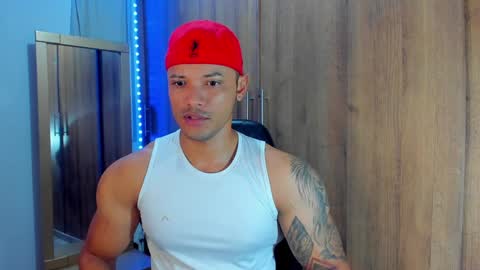 Snapshot of bryan_boy_ chatting on 12/20/24, 01:14 bryan online show from 12/20/24, 01:14