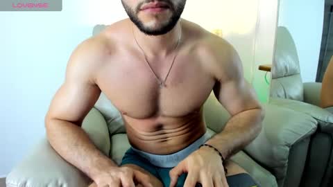 bryan_oficials online show from 03/10/25, 04:28