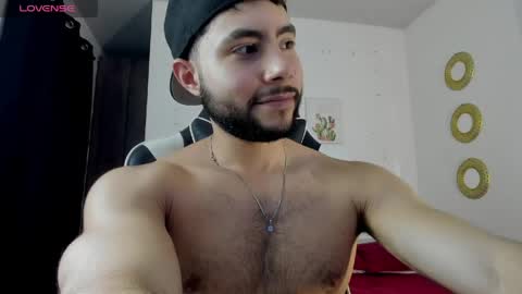 Snapshot of bryan_oficials chatting on 05/07/26, 03:12 bryan_oficials online show from 05/07/26, 03:12