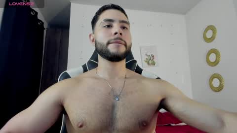 Snapshot of bryan_oficials chatting on 05/10/26, 01:44 bryan_oficials online show from 05/10/26, 01:44