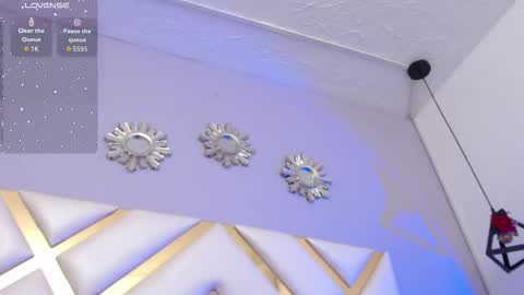 Becky Anders  online show from 11/13/25, 05:12