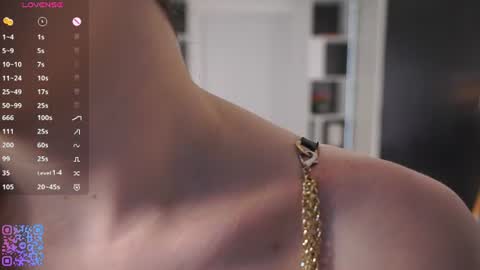 Kate online show from 06/17/26, 02:40
