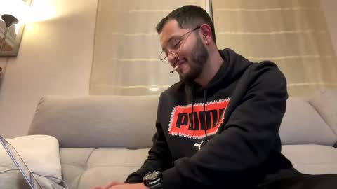 yourteddy online show from 12/19/24, 07:29