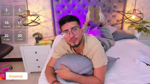 bry online show from 11/09/25, 03:43