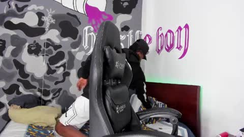 BRYSON online show from 04/05/26, 03:42