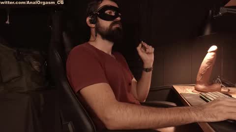 Snapshot of btarkhun chatting on 11/22/25, 11:37 Anal Orgasm online show from 11/22/25, 11:37