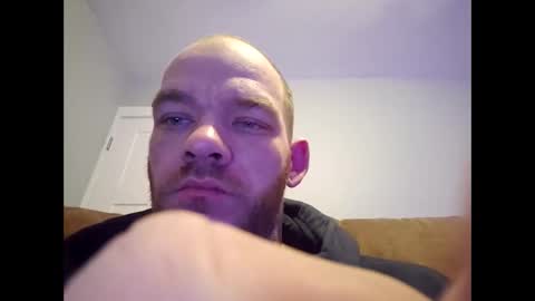 Snapshot of btown3095 chatting on 03/28/26, 02:33 btown3095 online show from 03/28/26, 02:33