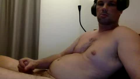 Snapshot of bubba2401 chatting on 06/30/26, 11:22 Hardausbloke online show from 06/30/26, 11:22