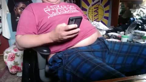 Snapshot of bubbasmalls chatting on 12/07/24, 06:37 Bubba Smalls online show from 12/07/24, 06:37