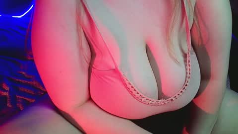 Nancy 3 online show from 01/11/25, 12:33