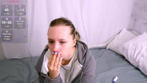 Sabrina  online show from 01/15/26, 04:17