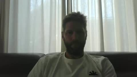 bubblebee1982 online show from 09/29/25, 08:08