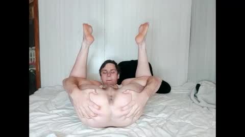 Snapshot of bubblebutt417 chatting on 01/06/25, 03:20 Max candi online show from 01/06/25, 03:20