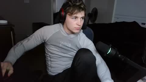 BubblebuttBdn online show from 12/15/25, 01:43