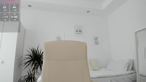 Snapshot of bubbledoll7 chatting on 01/04/25, 08:17 bubbledoll7 online show from 01/04/25, 08:17