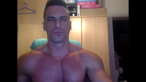 bubblemaleass35 online show from 11/19/25, 03:01