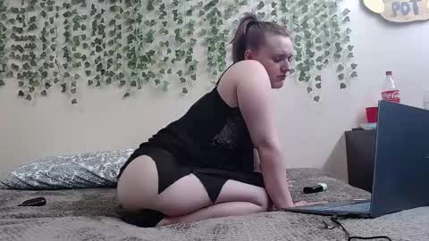 Snapshot of bubblesxo430 chatting on 03/29/26, 03:50 bubblesxo online show from 03/29/26, 03:50