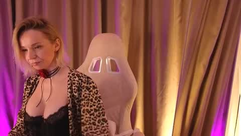 bubbling_crush online show from 02/14/25, 02:28