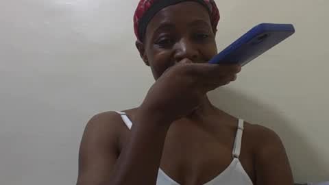 Snapshot of bubbly_jocyce chatting on 06/16/26, 11:46 talisha online show from 06/16/26, 11:46