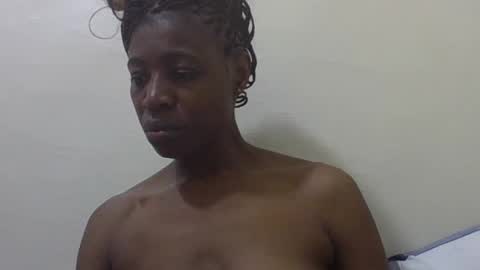Snapshot of bubbly_jocyce chatting on 06/27/26, 12:44 talisha online show from 06/27/26, 12:44
