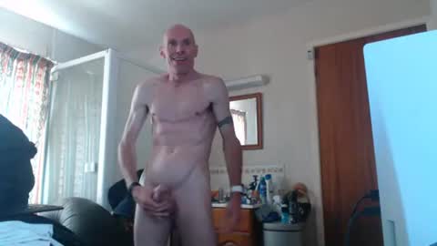 Snapshot of buck70 chatting on 05/17/26, 04:47 buck70 online show from 05/17/26, 04:47