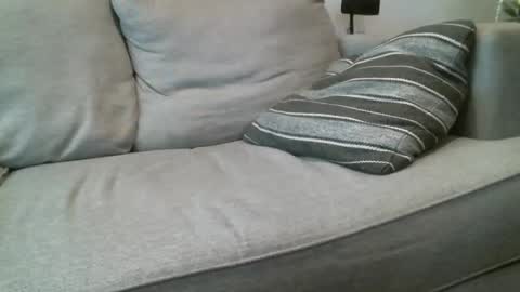 Snapshot of buck_camstar chatting on 12/17/24, 04:21 Buck online show from 12/17/24, 04:21