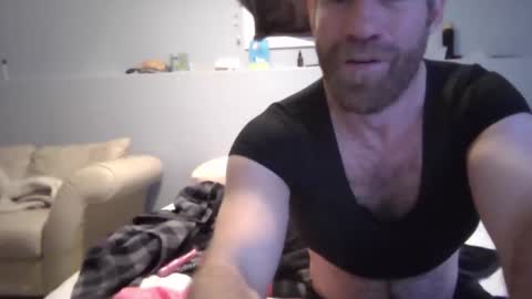 Snapshot of bucketscratch chatting on 03/16/26, 07:45 bucketscratch online show from 03/16/26, 07:45