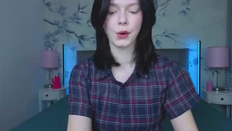 Leona online show from 02/09/26, 10:14